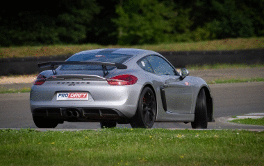 PORSCHE CAYMAN GT4